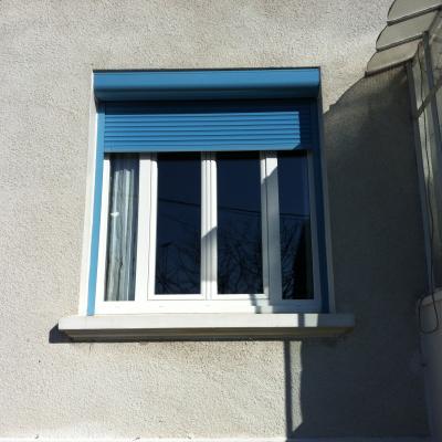 Maison Volet Bleu